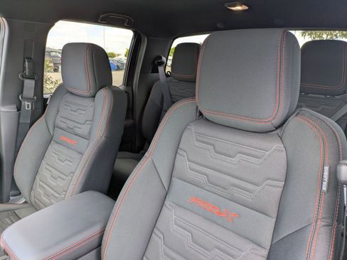 New 2026 Nissan Frontier Pro-X w/ Pro-X Convenience Package RWD image 9