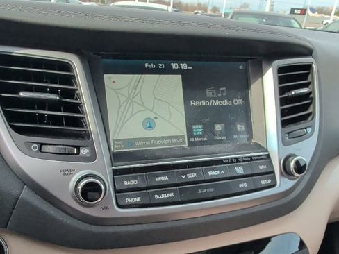 Used 2017 Hyundai Tucson Limited w/ Limited Ultimate Package 03 image 2