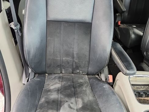 Used 2017 Dodge Grand Caravan SXT w/ Driver Convenience Group image 18