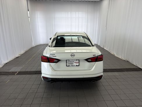 Used 2023 Nissan Altima 2.5 SR FWD image 5