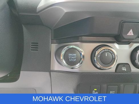 Used 2023 Toyota Tacoma SR5 w/ Technology Package AWD/4WD image 16
