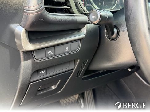 Certified 2025 MAZDA MAZDA3 s FWD image 25