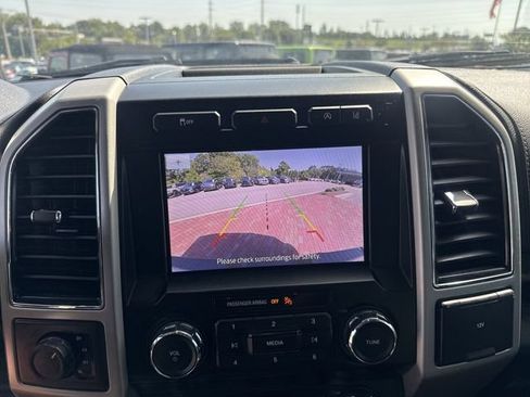 Used 2020 Ford F150 Lariat AWD/4WD image 19
