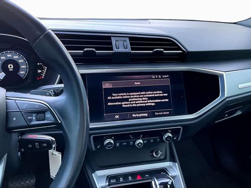 Used 2022 Audi Q3 2.0T Premium Plus AWD/4WD image 6