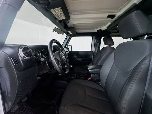 Used 2017 Jeep Wrangler Sport AWD/4WD image 12