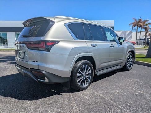 Used 2025 Lexus LX 600 4WD w/ Interior Upgrade Package image 4