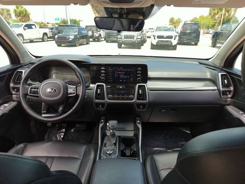 Used 2021 Kia Sorento S FWD image 20