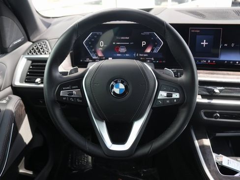 Used 2025 BMW X5 xDrive40i image 13