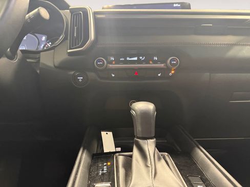 Used 2025 MAZDA CX-50 AWD 2.5 Hybrid w/ Premium Pkg image 12