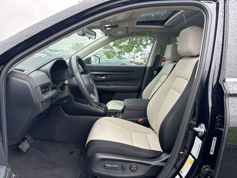 Used 2023 Honda CR-V EX image 17