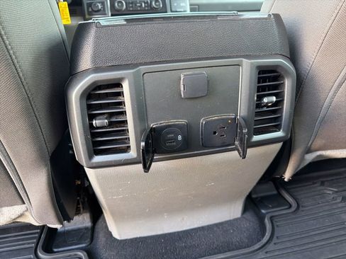 Used 2021 Ford F250 XLT w/ XLT Premium Package image 26