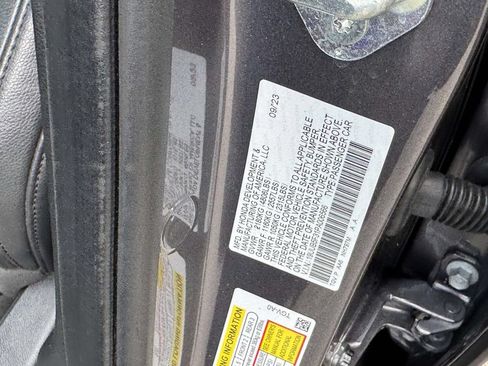 Used 2023 Acura TLX FWD image 21