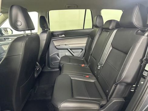 Used 2023 Volkswagen Atlas SE image 23