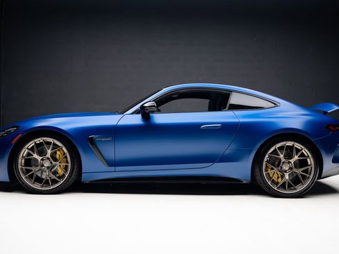 Used 2024 Mercedes-Benz AMG GT 63 image 19