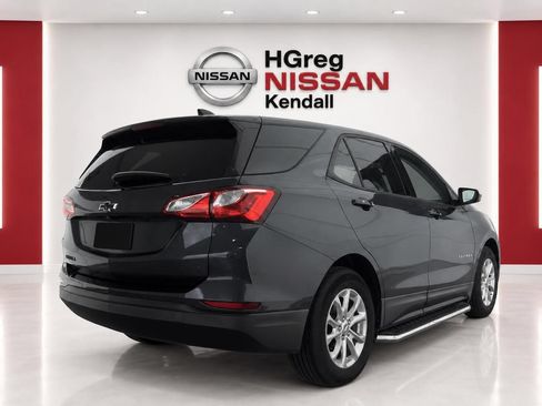 Used 2019 Chevrolet Equinox LS w/ LPO, Cargo Package FWD image 4