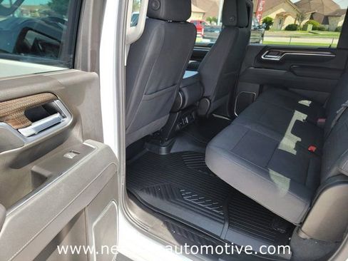 Used 2025 Chevrolet Silverado 2500 LT AWD/4WD image 16