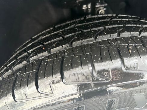 Used 2025 Ford Escape ST-Line image 26