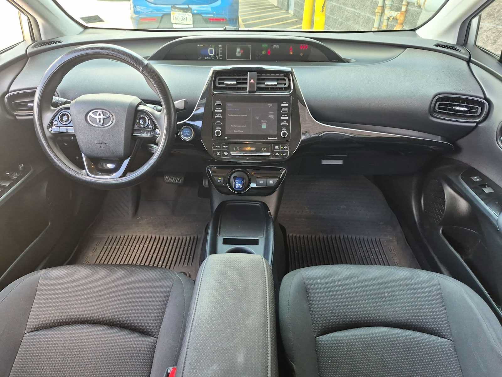 Used 2022 Toyota Prius L Eco FWD image 15