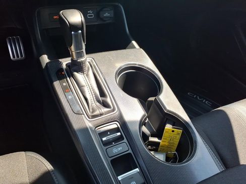 Used 2024 Honda Civic Sport image 9