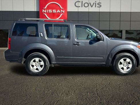 Used 2011 Nissan Pathfinder S w/ Protection Pkg image 9