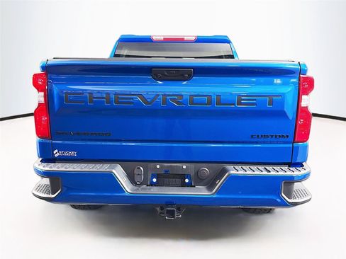 Used 2023 Chevrolet Silverado 1500 Custom w/ LPO, Dark Essentials Package AWD/4WD image 10