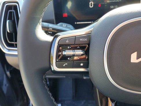 New 2025 Kia Sorento S w/ Panoramic Sunroof Package image 11