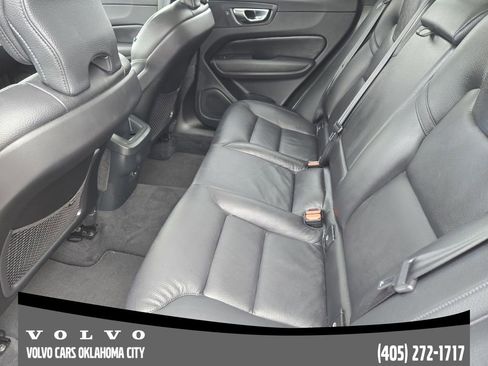 Certified 2025 Volvo XC60 B5 Plus AWD/4WD image 24