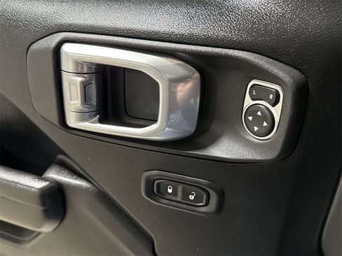 Used 2021 Jeep Wrangler Unlimited Sport image 20