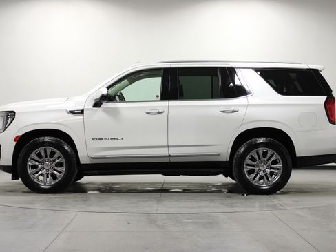 Used 2022 GMC Yukon Denali image 7