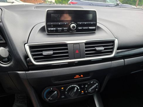 Used 2014 MAZDA MAZDA3 i Sport FWD image 17