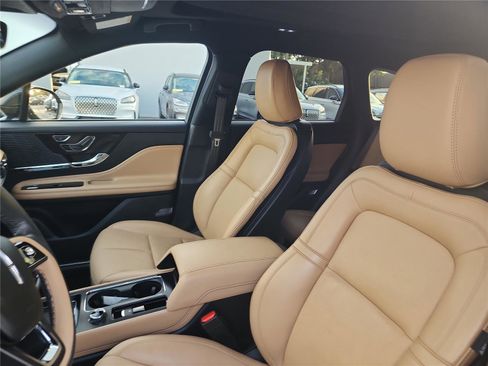 Used 2022 Lincoln Corsair Reserve w/ Equipment Group 201A image 14