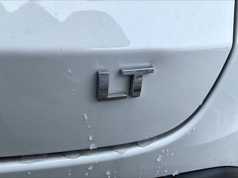 Used 2024 Chevrolet Trax LT w/ Driver Confidence Package image 15