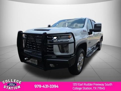 Used 2020 Chevrolet Silverado 2500 LTZ w/ LTZ Texas Edition image 3