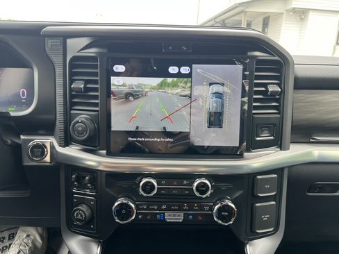 New 2025 Ford F150 Lariat w/ Equipment Group 502A High image 19