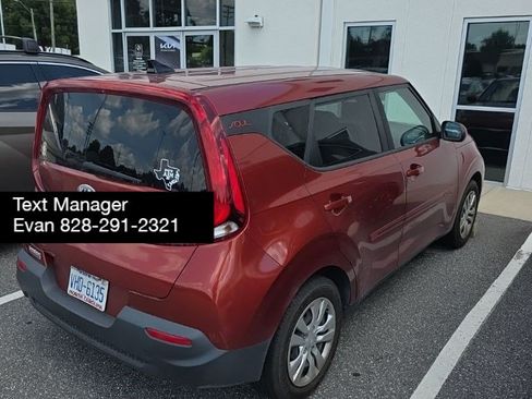 Used 2020 Kia Soul LX FWD image 6
