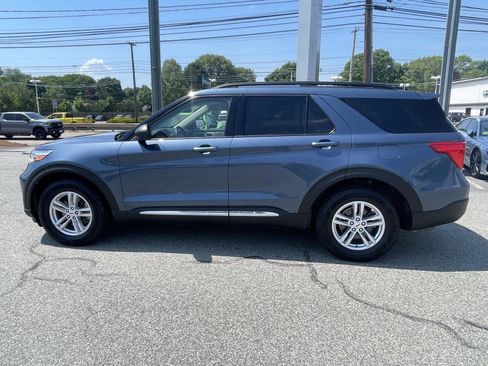 Used 2020 Ford Explorer XLT w/ Equipment Group 202A AWD/4WD image 7