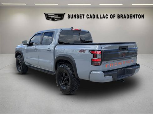 Used 2025 Nissan Frontier PRO-4X AWD/4WD image 5