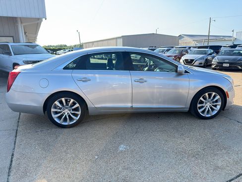 Used 2016 Cadillac XTS Luxury w/ Driver Awareness Package FWD image 6