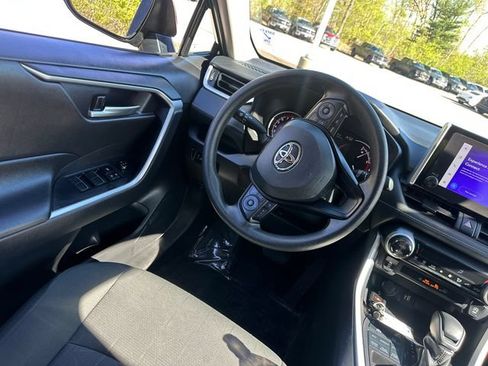 Used 2024 Toyota RAV4 XLE AWD/4WD image 21