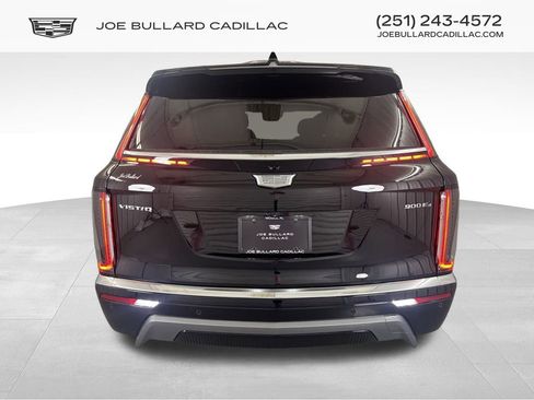 New 2026 Cadillac Vistiq Premium Luxury w/ LPO, Floor Liner Package image 3