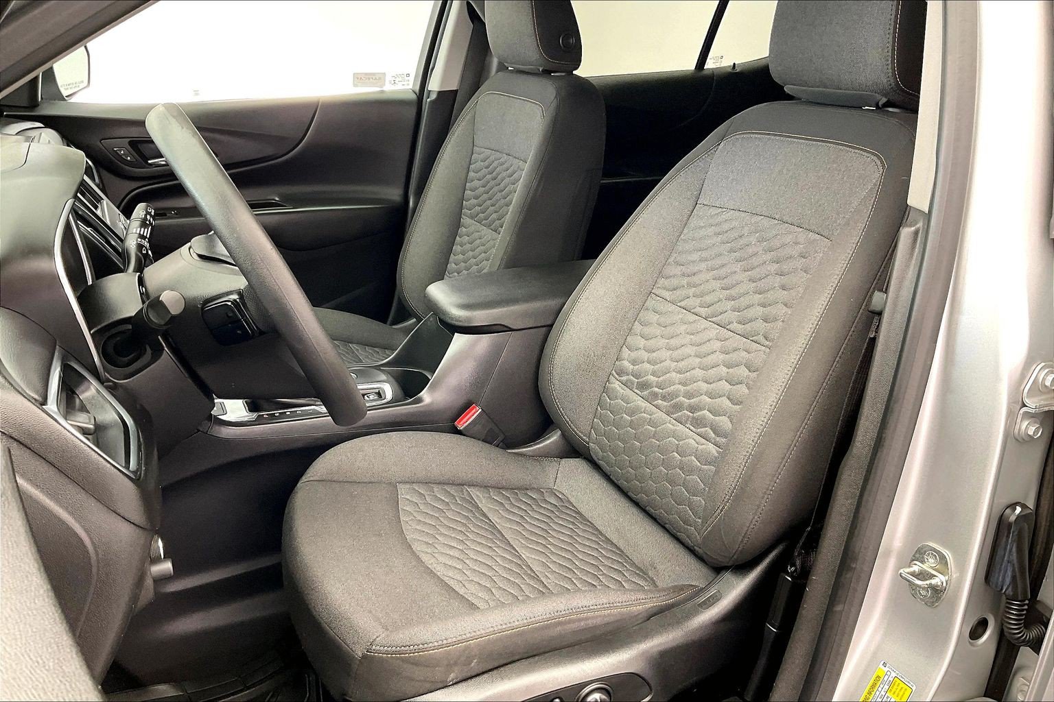 Used 2021 Chevrolet Equinox LT AWD/4WD image 14