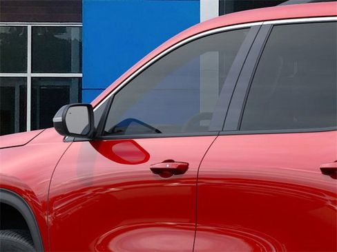 New 2026 Chevrolet Traverse LT image 12