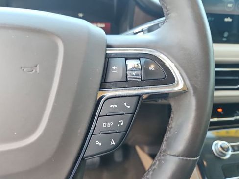 Used 2023 Lincoln Nautilus Reserve image 21