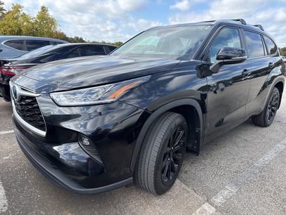 Used 2023 Toyota Highlander Bronze Edition