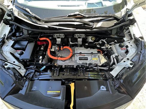 Used 2023 Nissan Ariya AWD image 28