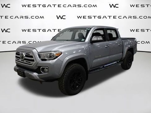 Used 2018 Toyota Tacoma Limited image 1