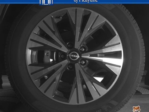 Used 2023 Nissan Rogue SV FWD image 12