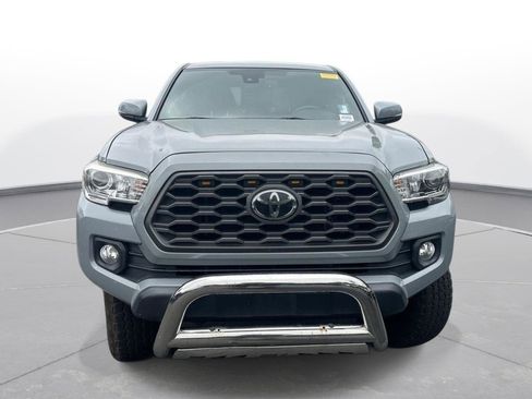 Used 2021 Toyota Tacoma TRD Off-Road AWD/4WD image 3