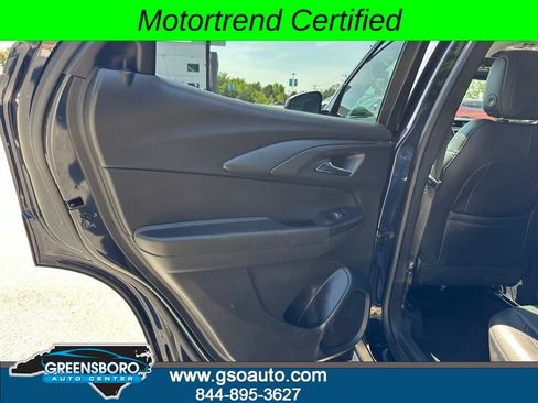 Used 2021 Chevrolet TrailBlazer LT w/ Sun and Liftgate Package AWD/4WD image 21