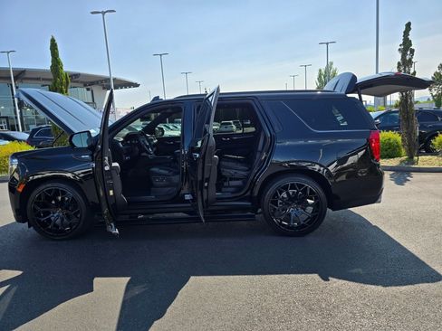Used 2024 GMC Yukon Denali w/ Denali Reserve Package AWD/4WD image 14